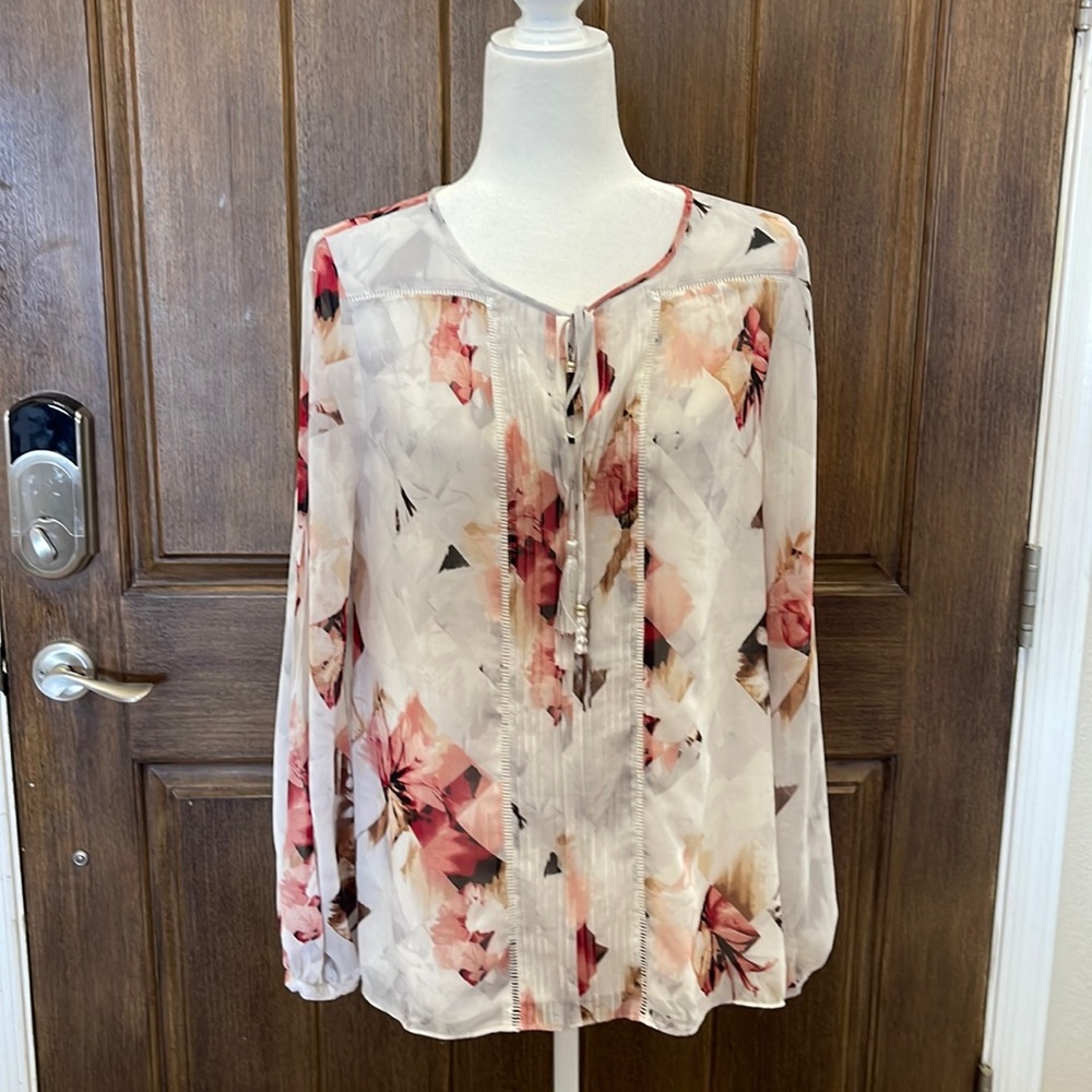 White House Black market women’s blouse